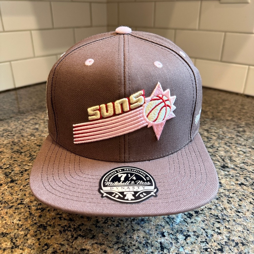 Phoenix Suns Mitchell & Ness Fitted Hat 7 1/4 Brown Sugar Bacon HWC Cap